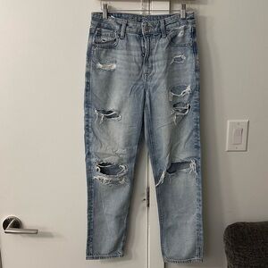 American Eagle Outfitters Light Blue‎ Distressed Women's Straight Leg Jeans Size